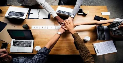 ساختار و عملکرد هلدینگ- ویژن لید